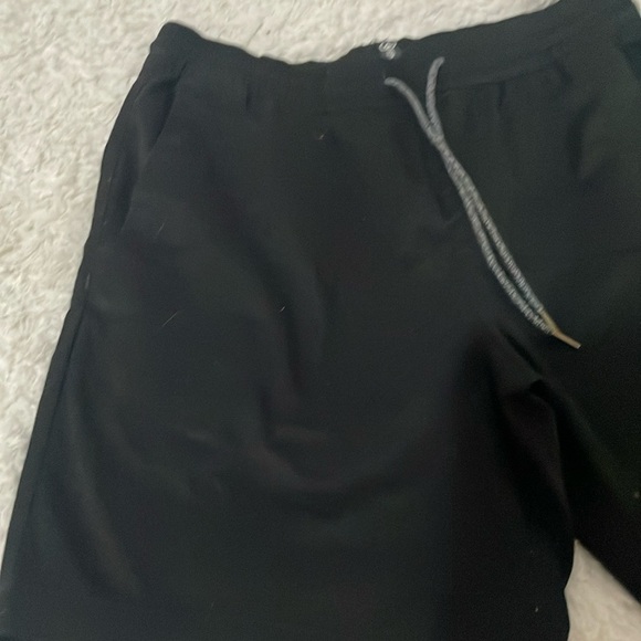 Volcom Black Athletic Shorts with Drawstring Waistband - Picture 9 of 16